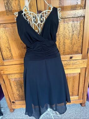Studio Y Black V-Neck Ruched Waist Midi Dress